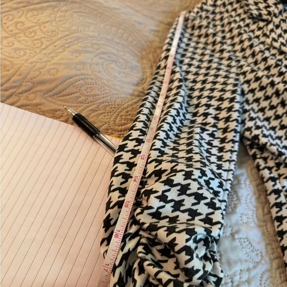 Versona Black and White Houndstooth Blazer size Large - Picture 12 of 13